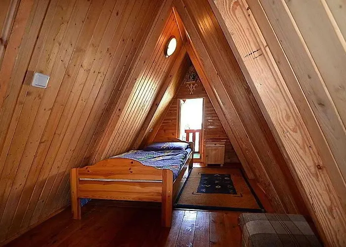 Ogrzewane Sokol Lodge *